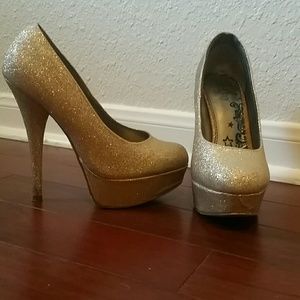 Brash gold glitter heels size 5